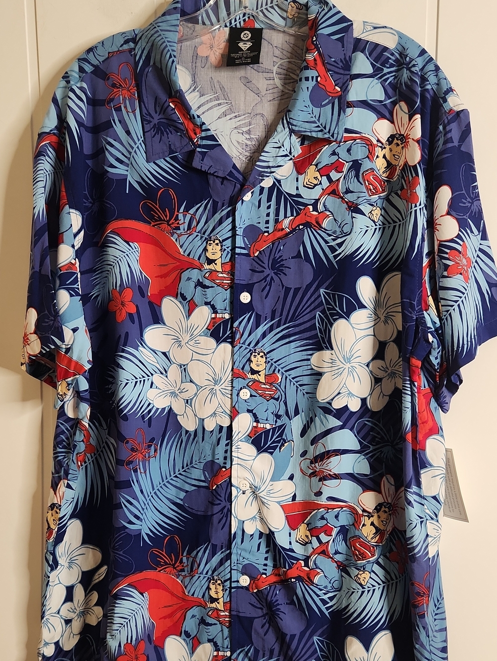 NEW DC Men's  Navy Superman Tropical Print Button-Down Hawaiian Shirt